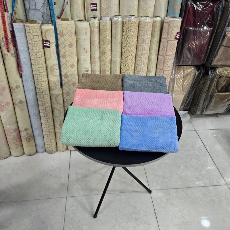 حوله استخری و مسافرتی طرح سوزنی جنس میکرو فایبر