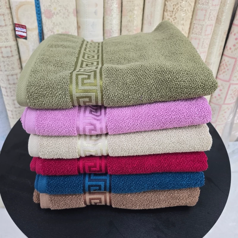 حوله استخری جنس دورونخ برند حریر طرح ورساچه