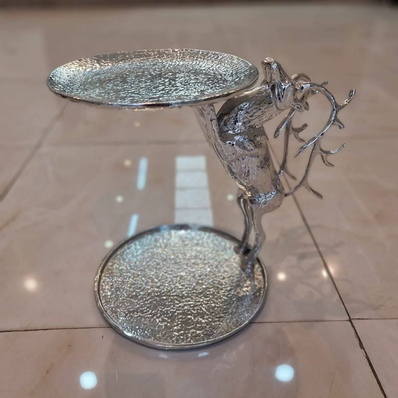 شیرینی خوری آلومینیومی طرح گوزن پرشی در دو رنگ طلایی و سیلور