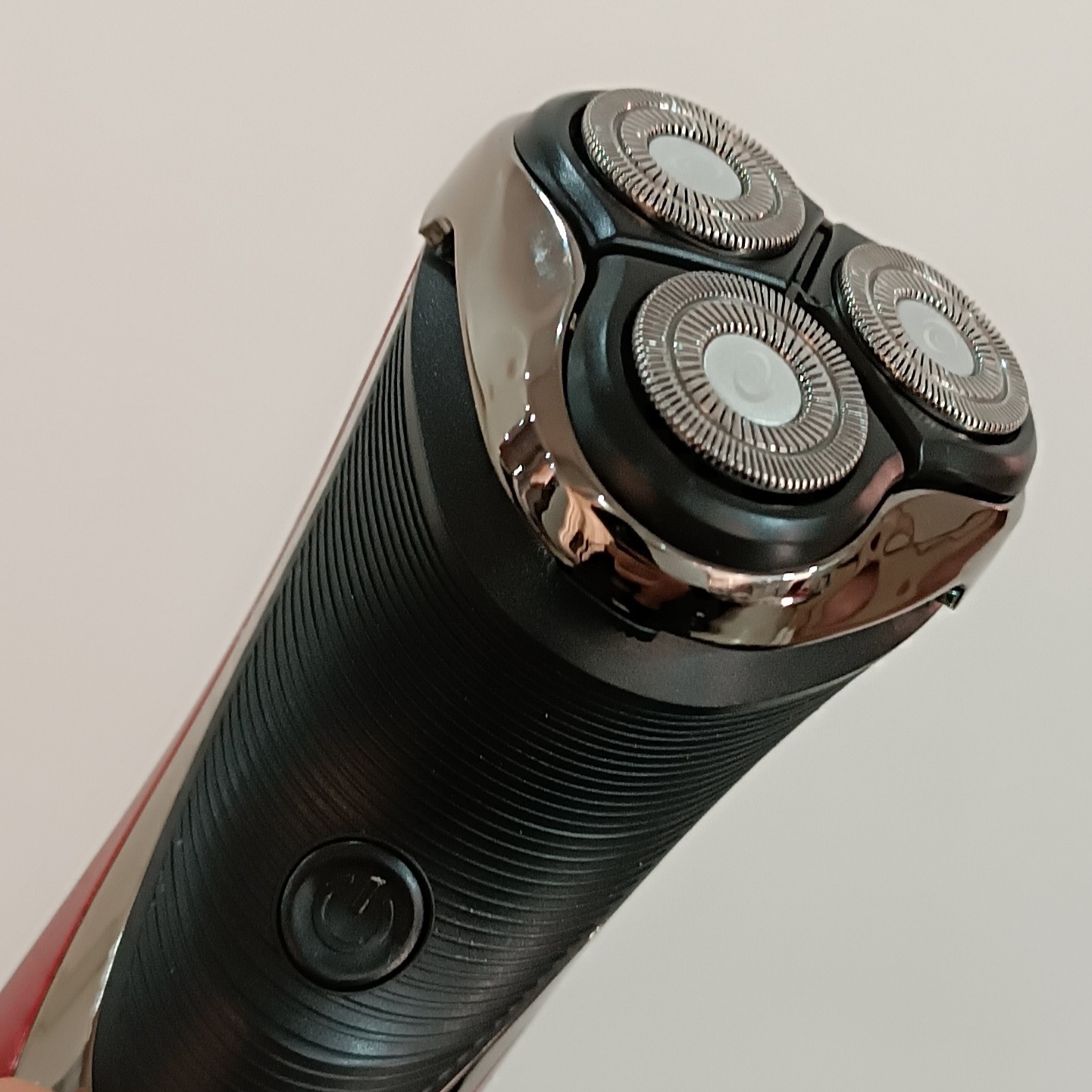 ریشتراش فیلیپس صفرزن لیبل دار دارای خطزن philips