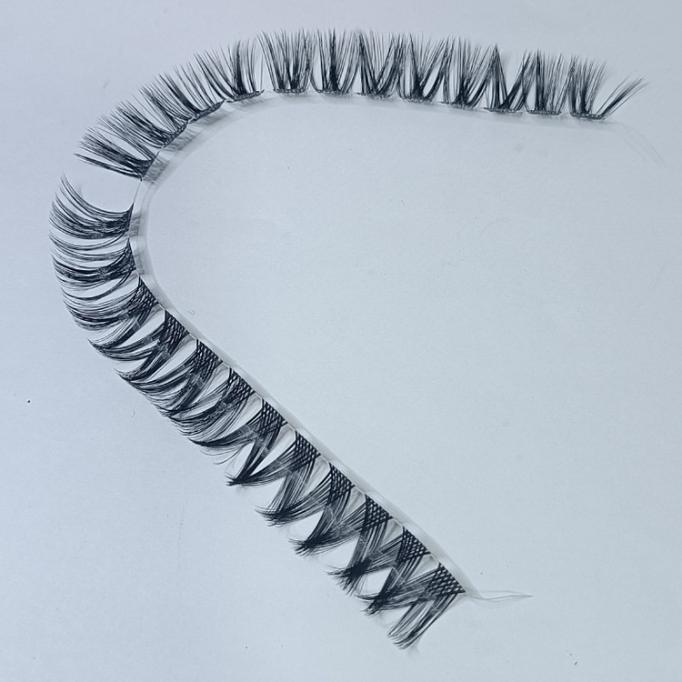 مژه مصنوعی فیشر عروسکی 16 گاث استایل کاشتمژه