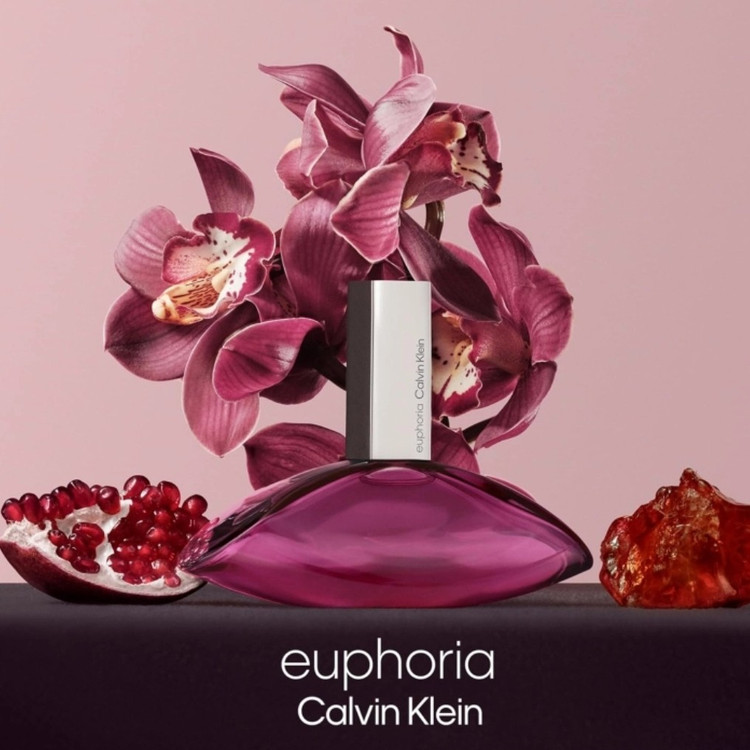 عطر ایفوریا Euphoria رایحه جذاب خوشبو زنانه