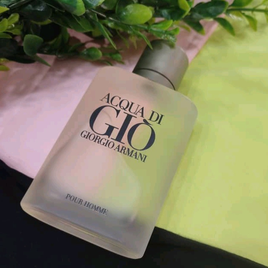 ادکلن مردانه جورجیو آرمانی Acqua Di Gio عطر جیو کادو پسرانه
