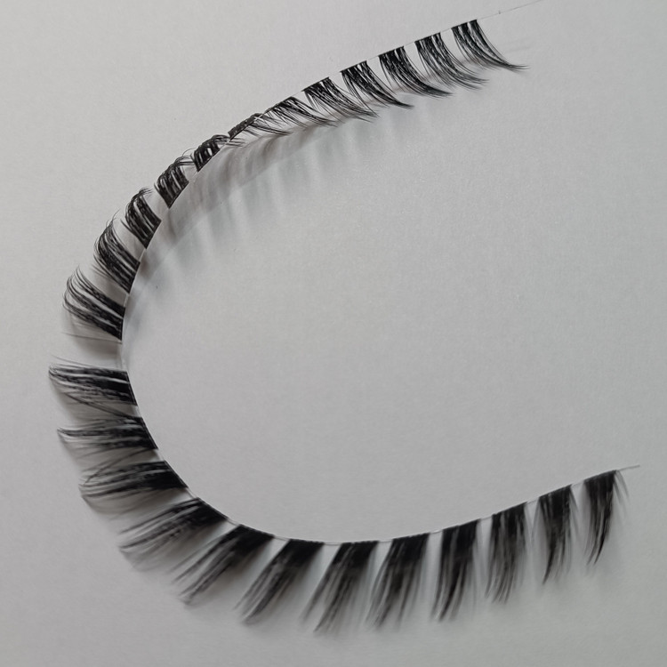 مژه فیشر لئو فاکس چپ و راست سایز 16 مژه مصنوعی ریسه ای فیشر فوکس انواع مژه ریسه ای کایلی کینگ مژه دوبل چسب کاشتمژه موجود