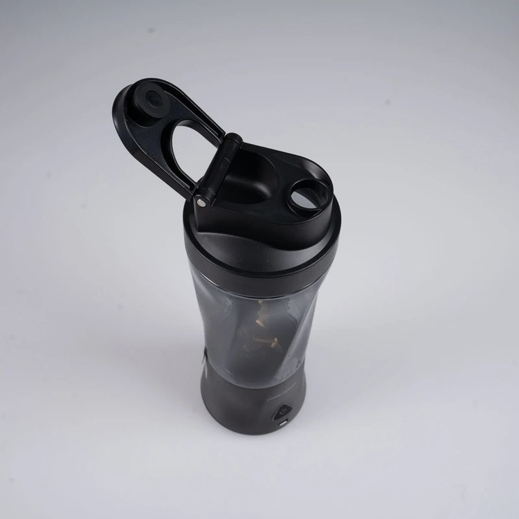 شیکر شارژی وگاترونیکس مدل VE-PB01 گنجایش 0.7 لیتر