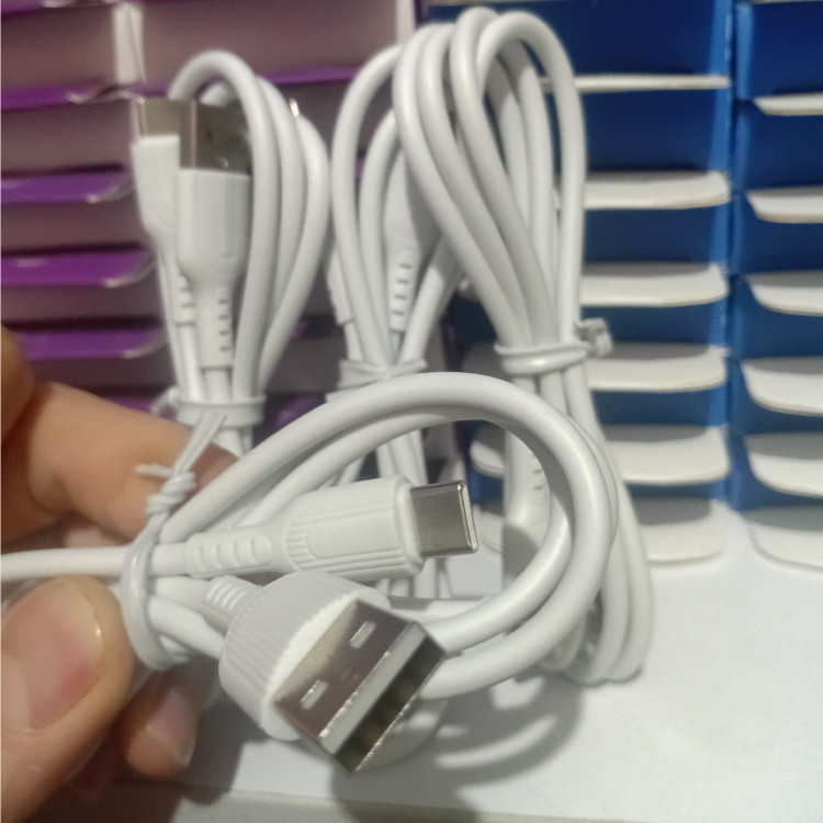کابل شارژ تایپ سی 18 وات ، خروجی 5 آمپری ، فست شارژ 100 درصدی. مناسب همه مدل گوشی ها.کابل شارژر قیمت مناسب و با کیفیت