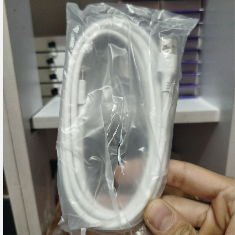 کابل شارژ 2 متری ، مارک HAMR ، فست شارژ ، کابل ضخیم و مقاوم ، مناسب انواع گوشی