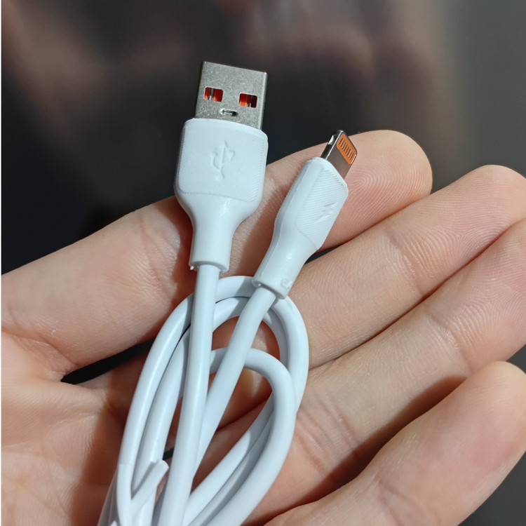 کابل شارژر اپل آیفونی ، فست شارژ 100 سانت شارژ و دیتا (لایتنینگ) مناسب برای کلیه گوشی ها و ایرپادهای اپل