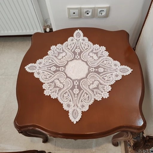 رومیزی عسلی جلومبلی دانتل طرح ترک مدل آنتیک 38*38