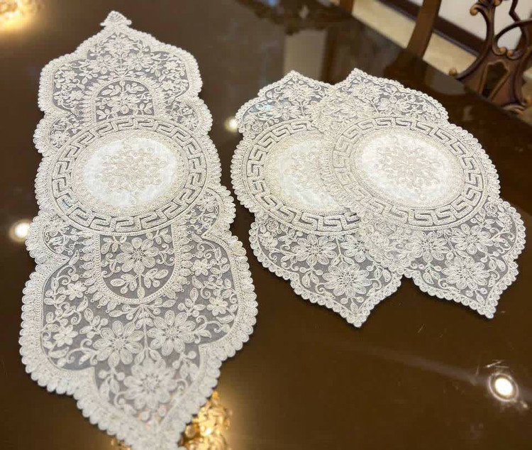 رومیزی 3 تکه جلومبلی و عسلی دانتل طرح ترک مدل ورساچه
