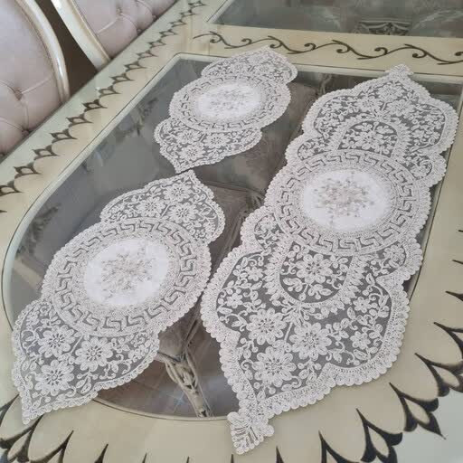 رومیزی 3 تکه جلومبلی و عسلی دانتل طرح ترک مدل ورساچه